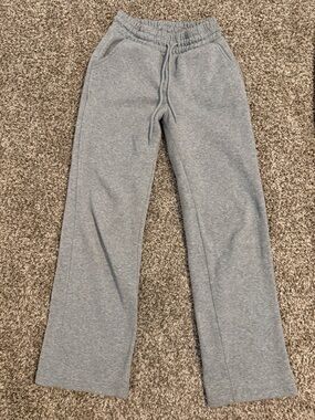 Women’s Gray Sweatpants Size XXS
